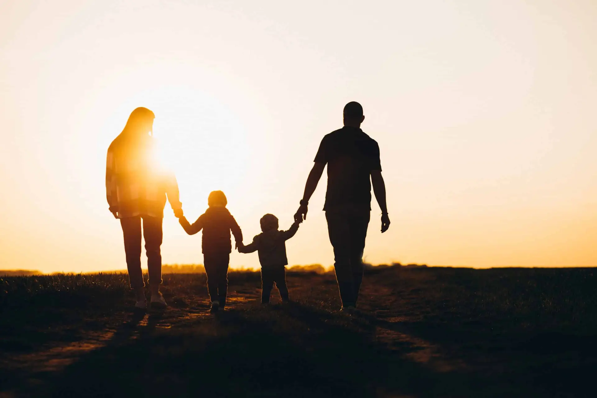 Squiapati law direito familia filhos guarda compartilhada internacional mudanca scaled